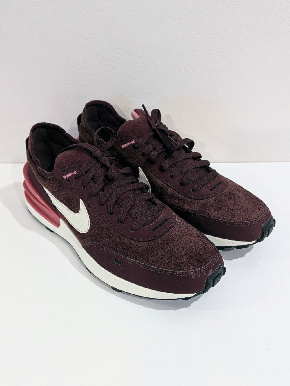 NIKE Waffle One SE 12 Suede Women's Sneaker Burgundy Crush White Pink Black